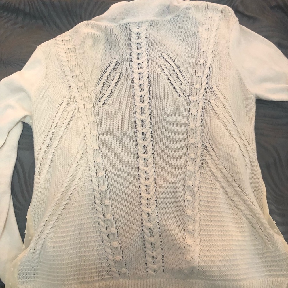 BKE Sweater - Picture 4 of 5